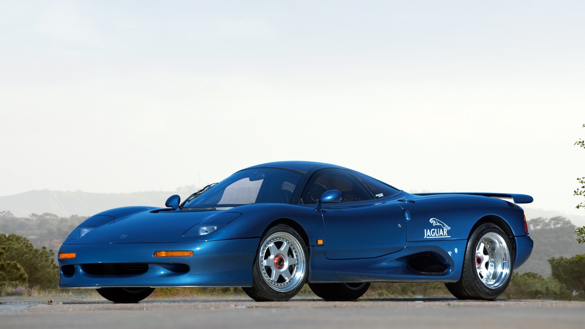 Jaguar-XJR-15-5 Jaguar-XJR-15-5