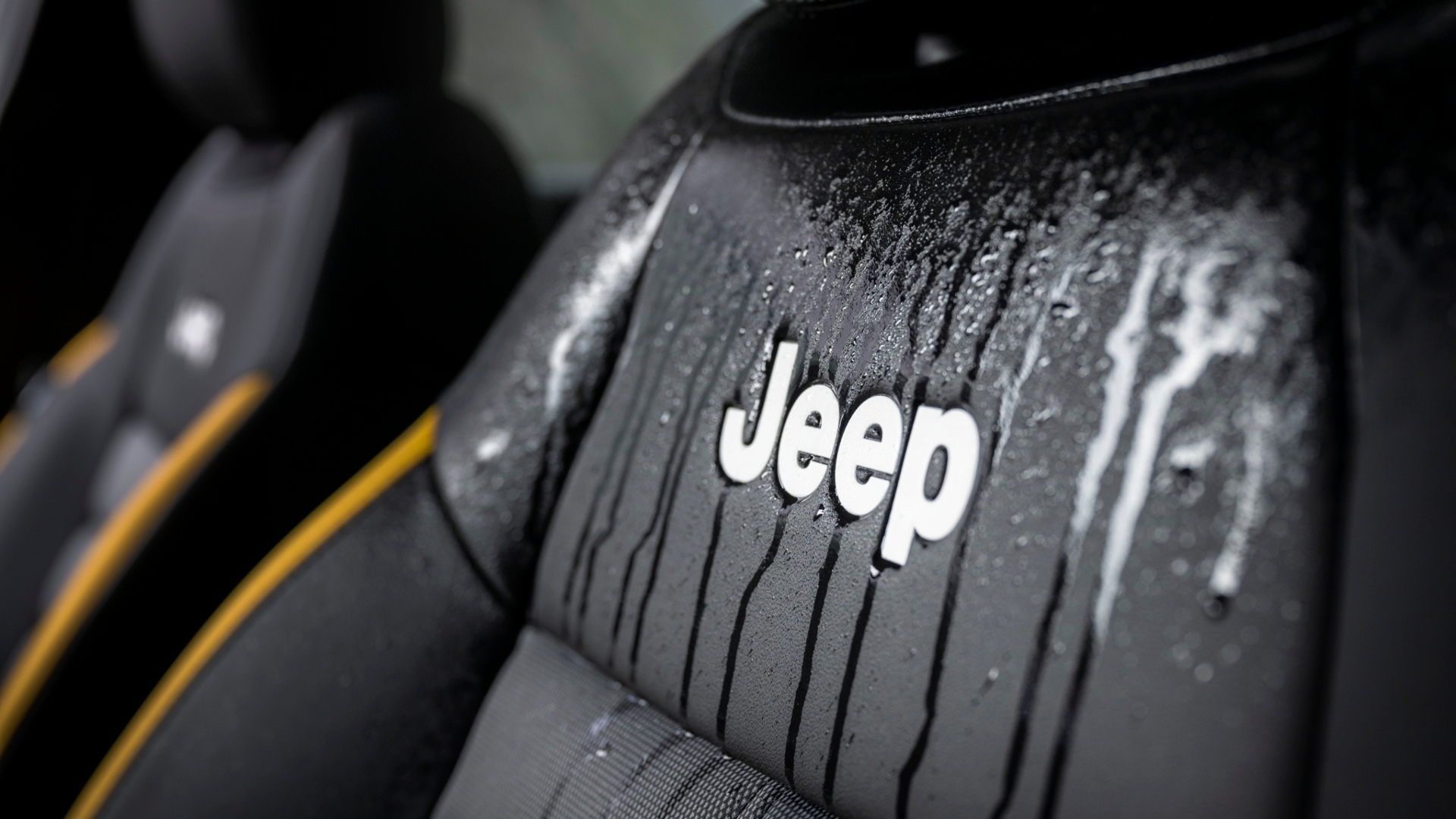 Jeep-Avenger-4xe-The-North-Face-Edition-2024-15