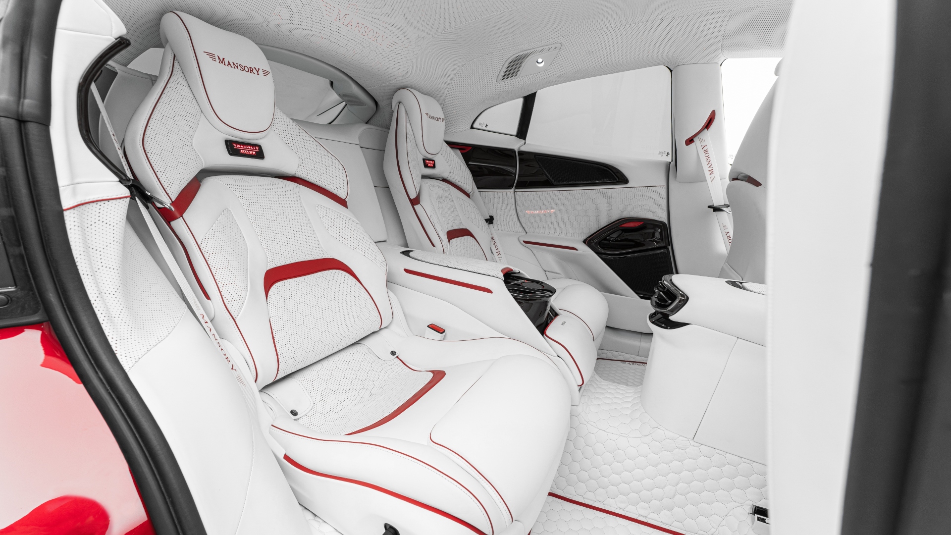 Mansory-Pugnator-Ferrari-Purosangue-2024-10 Mansory-Pugnator-Ferrari-Purosangue-2024-10