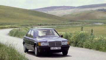 Mercedes-Benz Kompaktklasse-Limousine der Baureihe 201.Mercedes-Benz 190 E, compact-class sedan from the 201 series. Mercedes-Benz Kompaktklasse-Limousine der Baureihe 201.Mercedes-Benz 190 E, compact-class sedan from the 201 series.