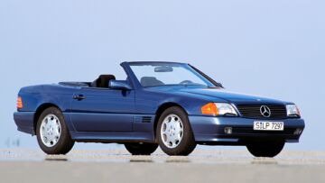 Mercedes-Benz SL Roadster der Baureihe 129. (Fotosignatur der Mercedes-Benz Classic Archive: A93F1531)Mercedes-Benz SL Roadster of model series 129. (Photo signature of the Mercedes-Benz Classic Archive: A93F1531) Mercedes-Benz SL Roadster der Baureihe 129. (Fotosignatur der Mercedes-Benz Classic Archive: A93F1531)Mercedes-Benz SL Roadster of model series 129. (Photo signature of the Mercedes-Benz Classic Archive: A93F1531)