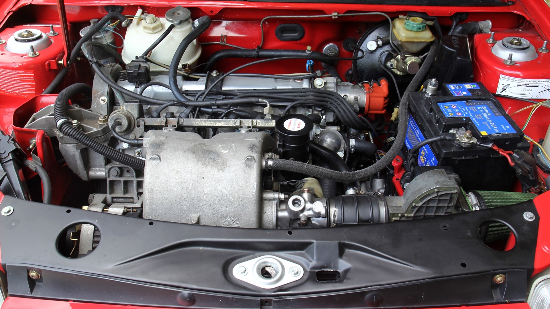 Peugeot-205-GTI-1984-2024-40-anni-anniversario-16