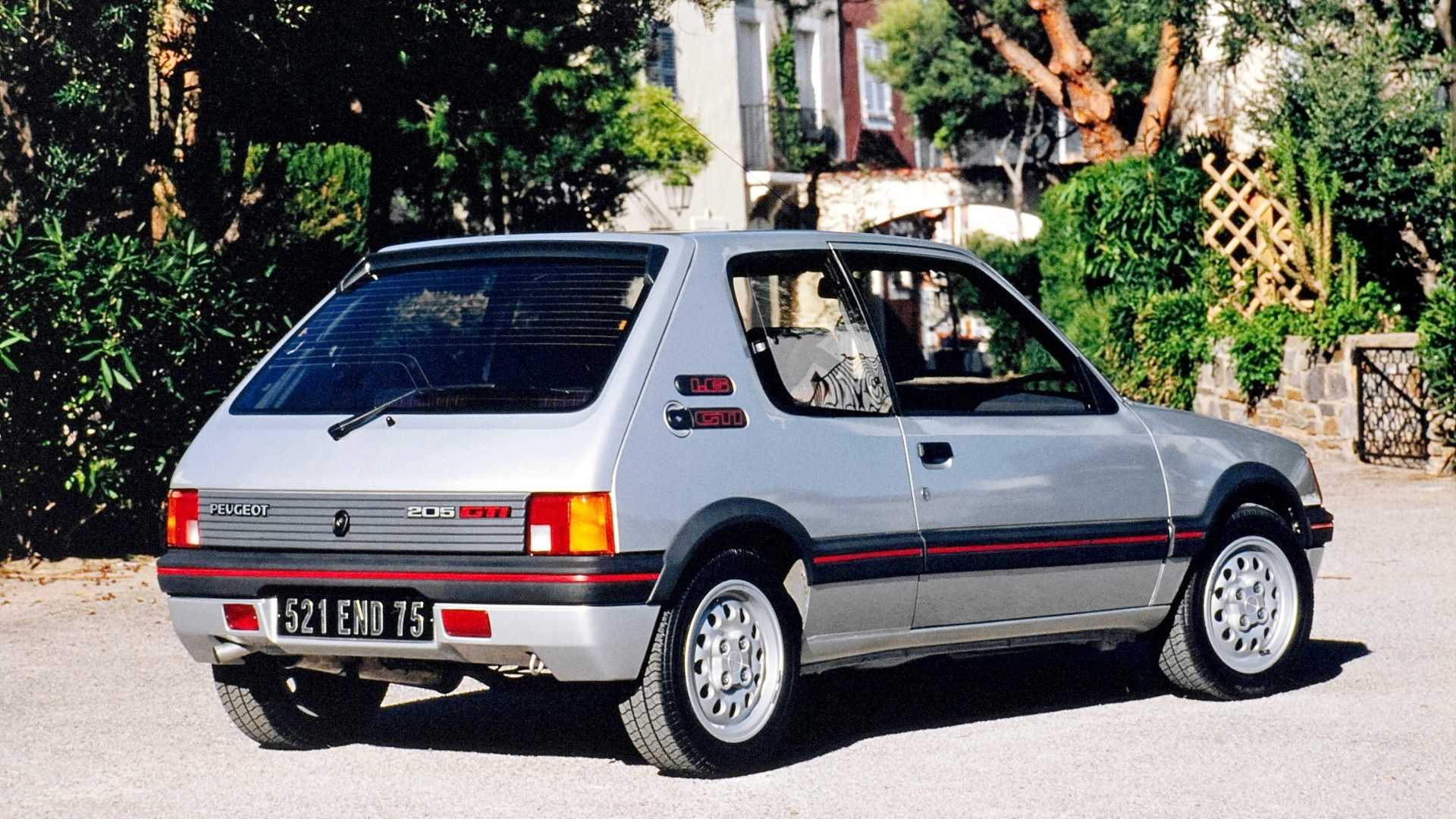 Peugeot-205-GTI-1984-2024-40-anni-anniversario-4