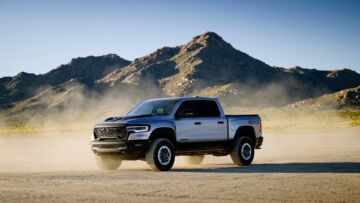 RAM-1500-2024-MY-2025-Hurricane-motore-6-cilindri-10