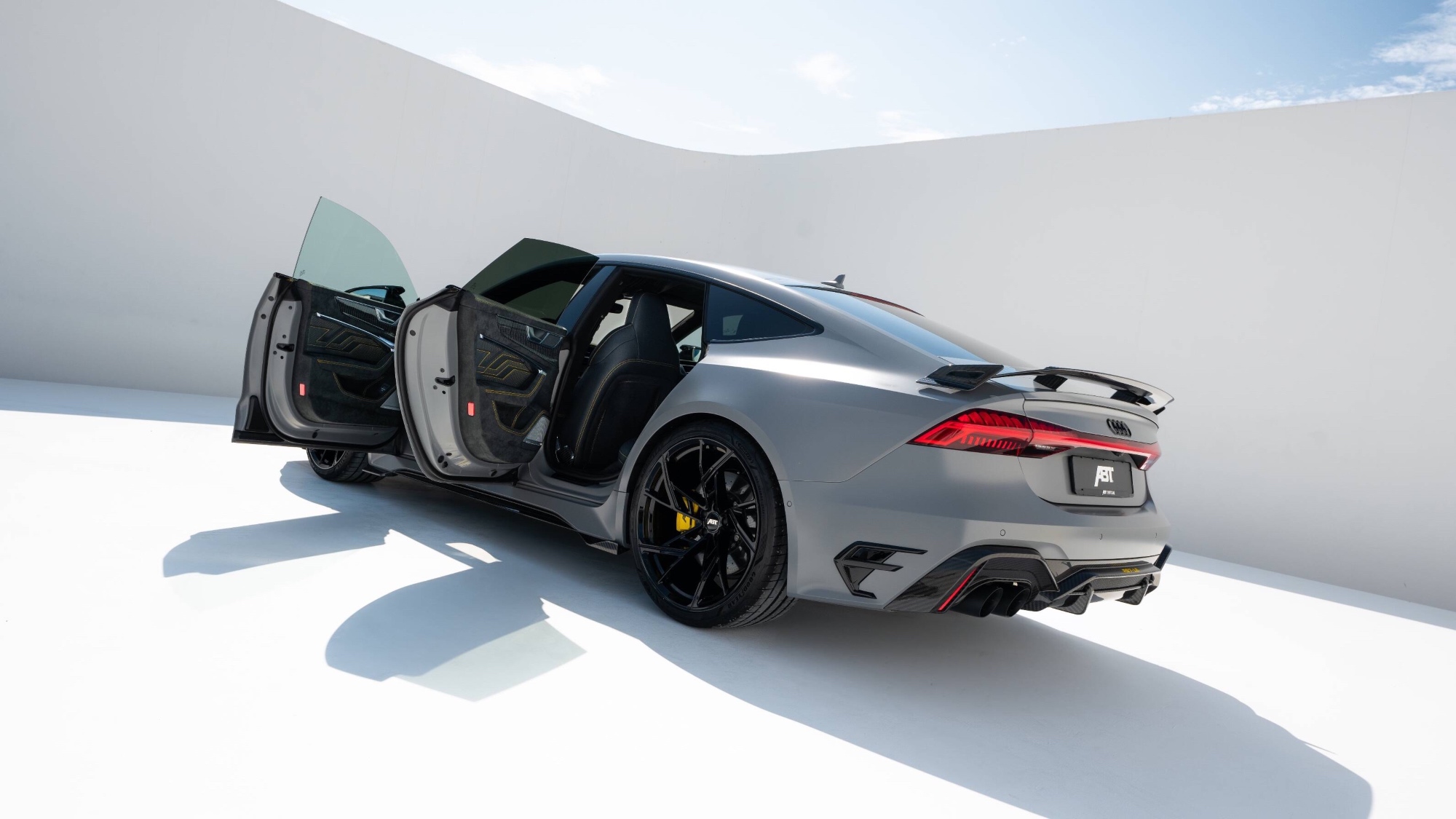 abt-individual-audi-rs-interior-5