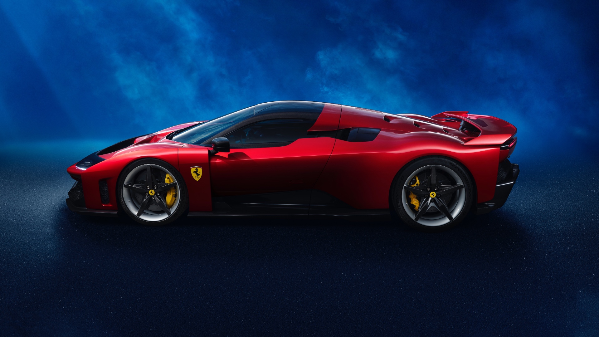 ferrari-f80-hypercar-12