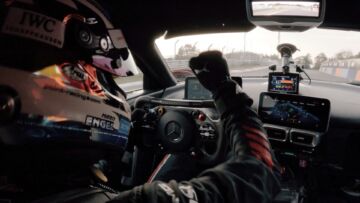 Mercedes-AMG ONE (Energieverbrauch gewichtet kombiniert: 17,7 kWh/100 km plus 9,9 l/100 km | Kraftstoffverbrauch kombiniert bei entladener Batterie: 14,6 l/100km | CO₂-Emissionen gewichtet kombiniert: 224 g/km | CO₂-Klasse gewichtet kombiniert: G | CO₂-Klasse bei entladener Batterie: G); Die angegebenen Werte wurden nach dem vorgeschriebenen Messverfahren WLTP (Worldwide harmonised Light vehicles Test Procedure) ermittelt. Die angegebenen Spannweiten beziehen sich auf den deutschen Markt. Der Energieverbrauch und der CO2-Ausstoß eines Pkw sind nicht nur von der effizienten Ausnutzung des Kraftstoffs bzw. des Energieträgers durch den Pkw, sondern auch vom Fahrstil und anderen nichttechnischen Faktoren abhängig.;Mercedes‑AMG ONE (Energieverbrauch gewichtet kombiniert: 17,7 kWh/100 km plus 9,9 l/100 km | Kraftstoffverbrauch kombiniert bei entladener Batterie: 14,6 l/100km | CO₂-Emissionen gewichtet kombiniert: 224 g/km | CO₂-Klasse gewichtet kombiniert: G | CO₂-Klasse bei entladener Batterie: G)*Mercedes-AMG ONE (energy consumption weighted combined: 17.7 kWh/100 km plus 9.9 l/100 km | fuel consumption combined with discharged battery: 14.6 l/100 km | CO₂ emissions weighted combined: 224 g/km | CO₂ class weighted combined: G | CO₂ class with discharged battery: G); The specified values were determined according to the prescribed measurement procedure WLTP (Worldwide Harmonised Light Vehicles Test Procedure). The ranges given refer to the German market. The energy consumption and CO₂ emissions of a car depend not only on the efficient use of the fuel or energy source by the car, but also on the driving style and other non-technical factors.;Mercedes-AMG ONE (energy consumption combined weighted: 17.7 kWh/100 km plus 9.9 l/100 km | fuel consumption combined discharged battery: 14.6 l/100 km | CO₂ emissions combined weighted: 224 g/km | CO₂ class combined weighted: G | CO₂ class discharged battery: G)* Mercedes-AMG ONE (Energieverbrauch gewichtet kombiniert: 17,7 kWh/100 km plus 9,9 l/100 km | Kraftstoffverbrauch kombiniert bei entladener Batterie: 14,6 l/100km | CO₂-Emissionen gewichtet kombiniert: 224 g/km | CO₂-Klasse gewichtet kombiniert: G | CO₂-Klasse bei entladener Batterie: G); Die angegebenen Werte wurden nach dem vorgeschriebenen Messverfahren WLTP (Worldwide harmonised Light vehicles Test Procedure) ermittelt. Die angegebenen Spannweiten beziehen sich auf den deutschen Markt. Der Energieverbrauch und der CO2-Ausstoß eines Pkw sind nicht nur von der effizienten Ausnutzung des Kraftstoffs bzw. des Energieträgers durch den Pkw, sondern auch vom Fahrstil und anderen nichttechnischen Faktoren abhängig.;Mercedes‑AMG ONE (Energieverbrauch gewichtet kombiniert: 17,7 kWh/100 km plus 9,9 l/100 km | Kraftstoffverbrauch kombiniert bei entladener Batterie: 14,6 l/100km | CO₂-Emissionen gewichtet kombiniert: 224 g/km | CO₂-Klasse gewichtet kombiniert: G | CO₂-Klasse bei entladener Batterie: G)*Mercedes-AMG ONE (energy consumption weighted combined: 17.7 kWh/100 km plus 9.9 l/100 km | fuel consumption combined with discharged battery: 14.6 l/100 km | CO₂ emissions weighted combined: 224 g/km | CO₂ class weighted combined: G | CO₂ class with discharged battery: G); The specified values were determined according to the prescribed measurement procedure WLTP (Worldwide Harmonised Light Vehicles Test Procedure). The ranges given refer to the German market. The energy consumption and CO₂ emissions of a car depend not only on the efficient use of the fuel or energy source by the car, but also on the driving style and other non-technical factors.;Mercedes-AMG ONE (energy consumption combined weighted: 17.7 kWh/100 km plus 9.9 l/100 km | fuel consumption combined discharged battery: 14.6 l/100 km | CO₂ emissions combined weighted: 224 g/km | CO₂ class combined weighted: G | CO₂ class discharged battery: G)*