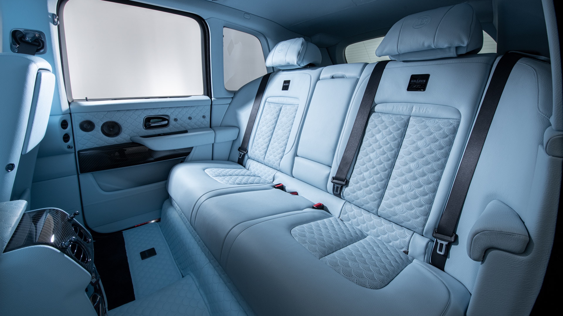 rolls-royce-cullinan-brabus-blue-sky-700-8