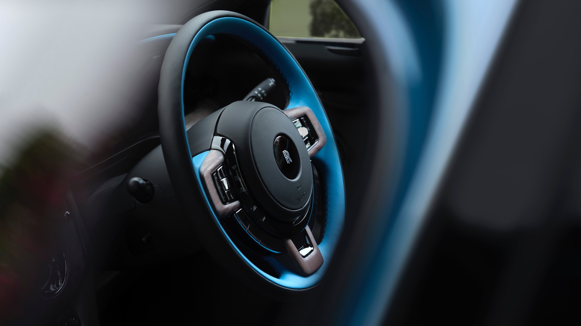 rolls-royce-ghost-series-2-2025-10 rolls-royce-ghost-series-2-2025-10