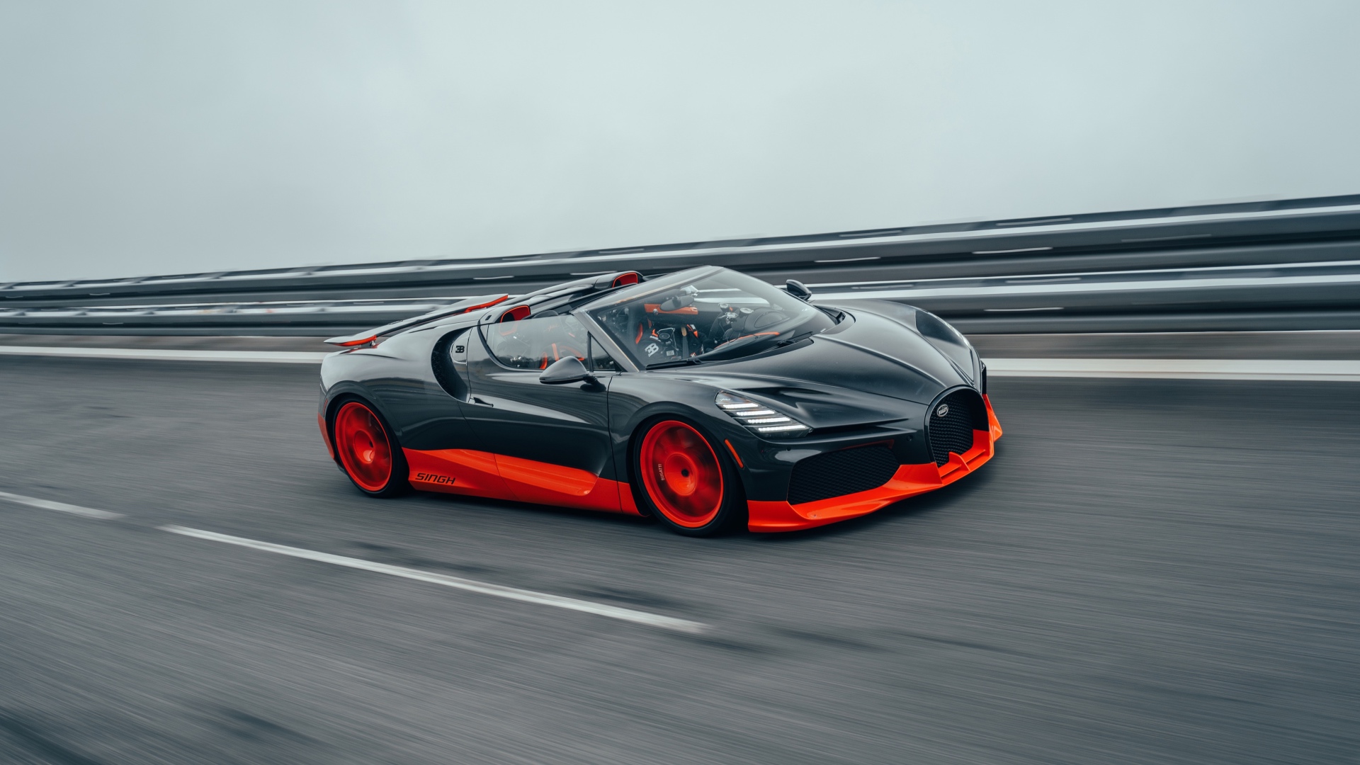 1 BUGATTI W16 Mistral World Record