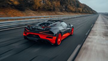 12 BUGATTI W16 Mistral World Record