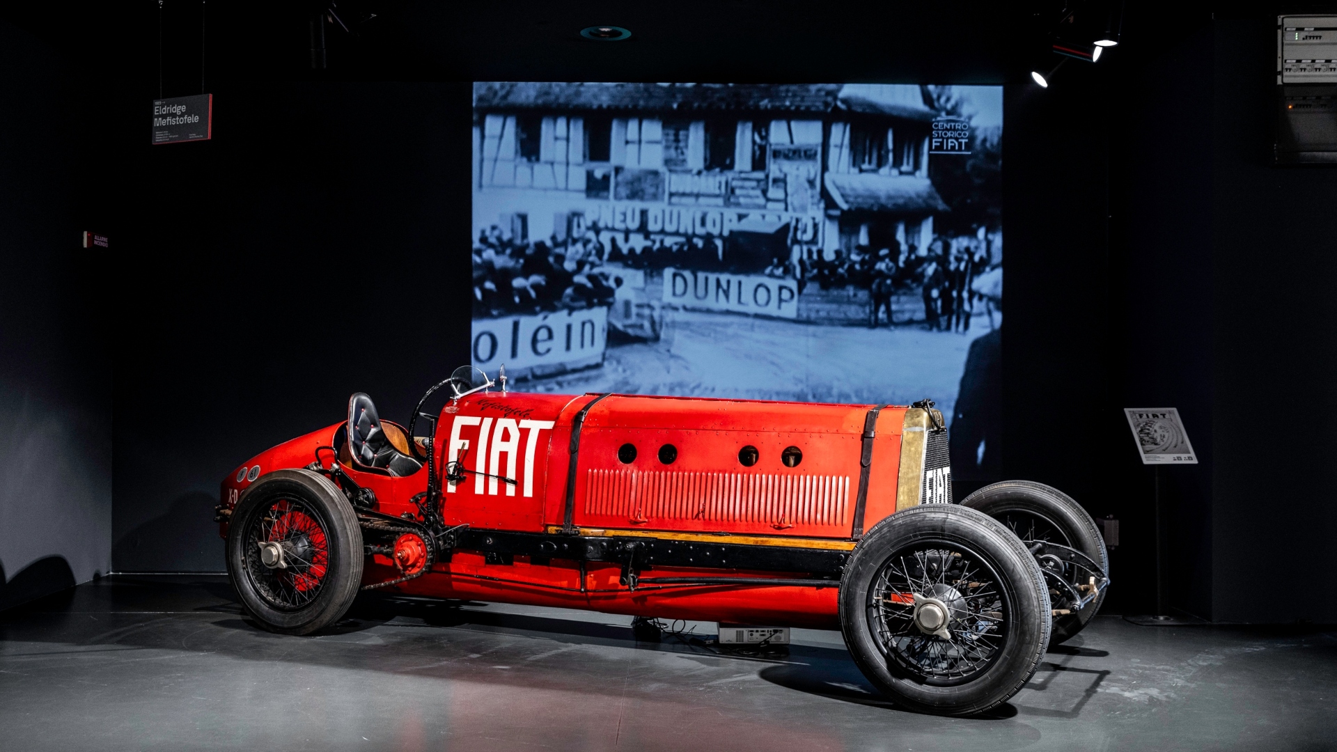 125-volte-fiat-insolite-e-sorprendenti-mostra-mauto-heritage-hub-stellantis-2024-23