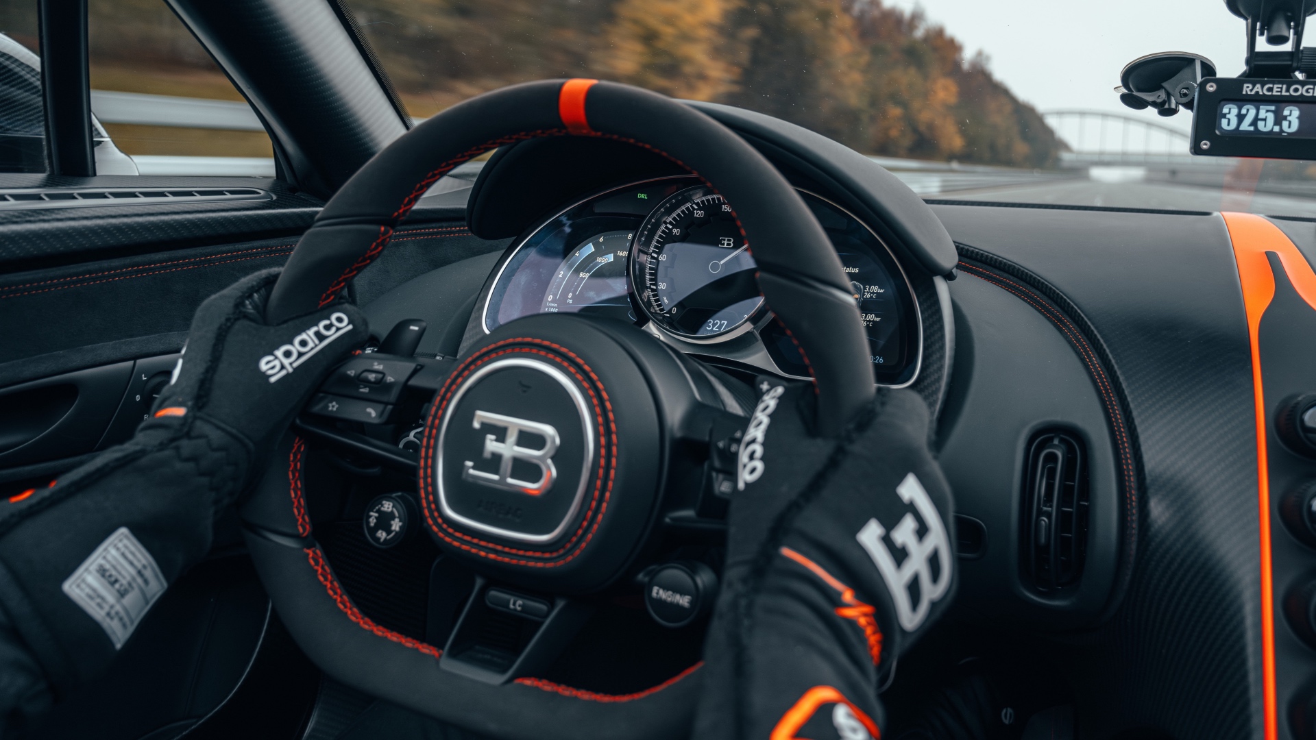 15 BUGATTI W16 Mistral World Record