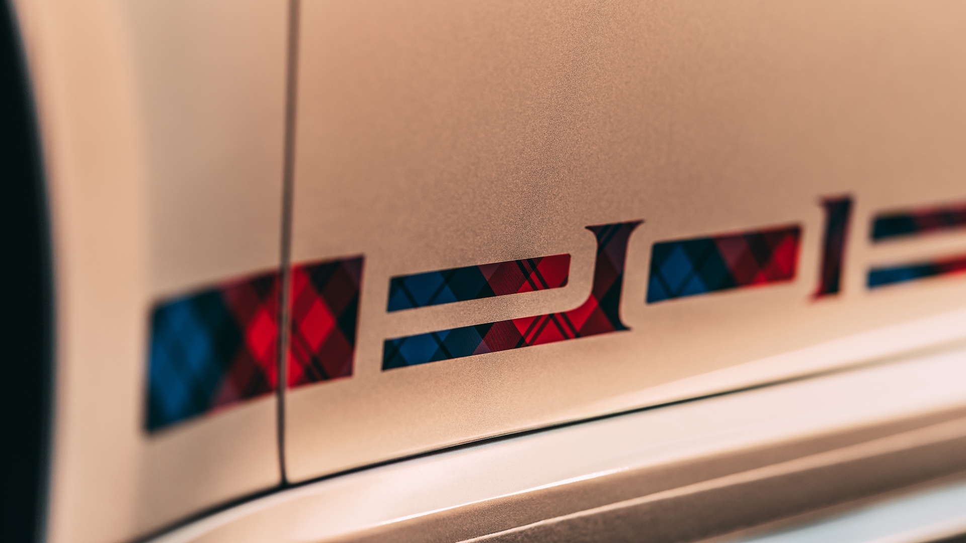 2024-Porsche-911--Turbo-Remastered--by-Porsche-Sonderwunsch_1281555 2024-Porsche-911--Turbo-Remastered--by-Porsche-Sonderwunsch_1281555