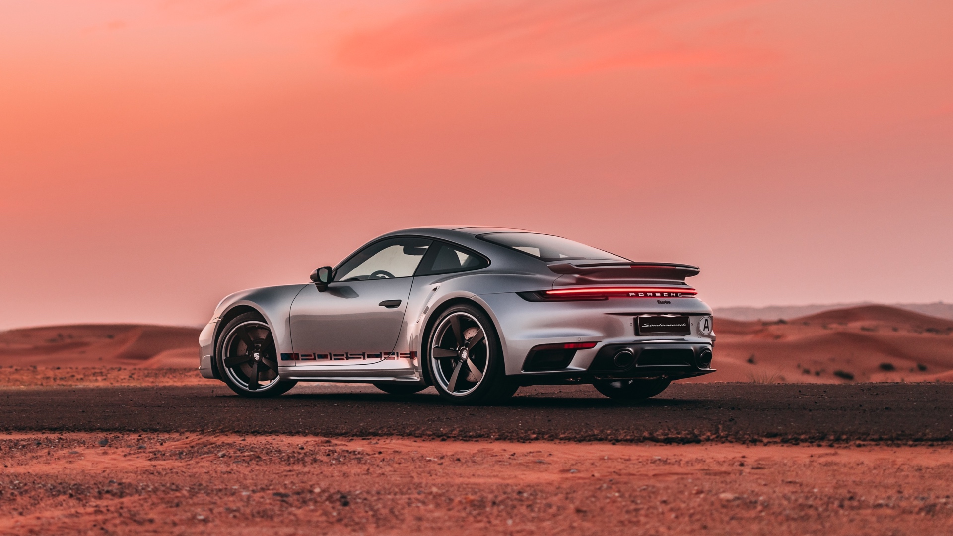 2024-Porsche-911--Turbo-Remastered--by-Porsche-Sonderwunsch_1281564 2024-Porsche-911--Turbo-Remastered--by-Porsche-Sonderwunsch_1281564