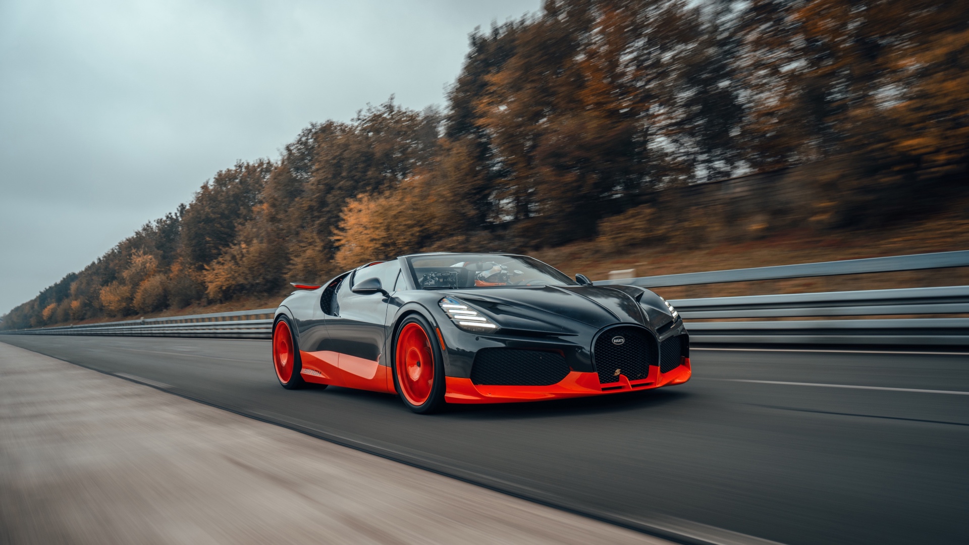 4 BUGATTI W16 Mistral World Record