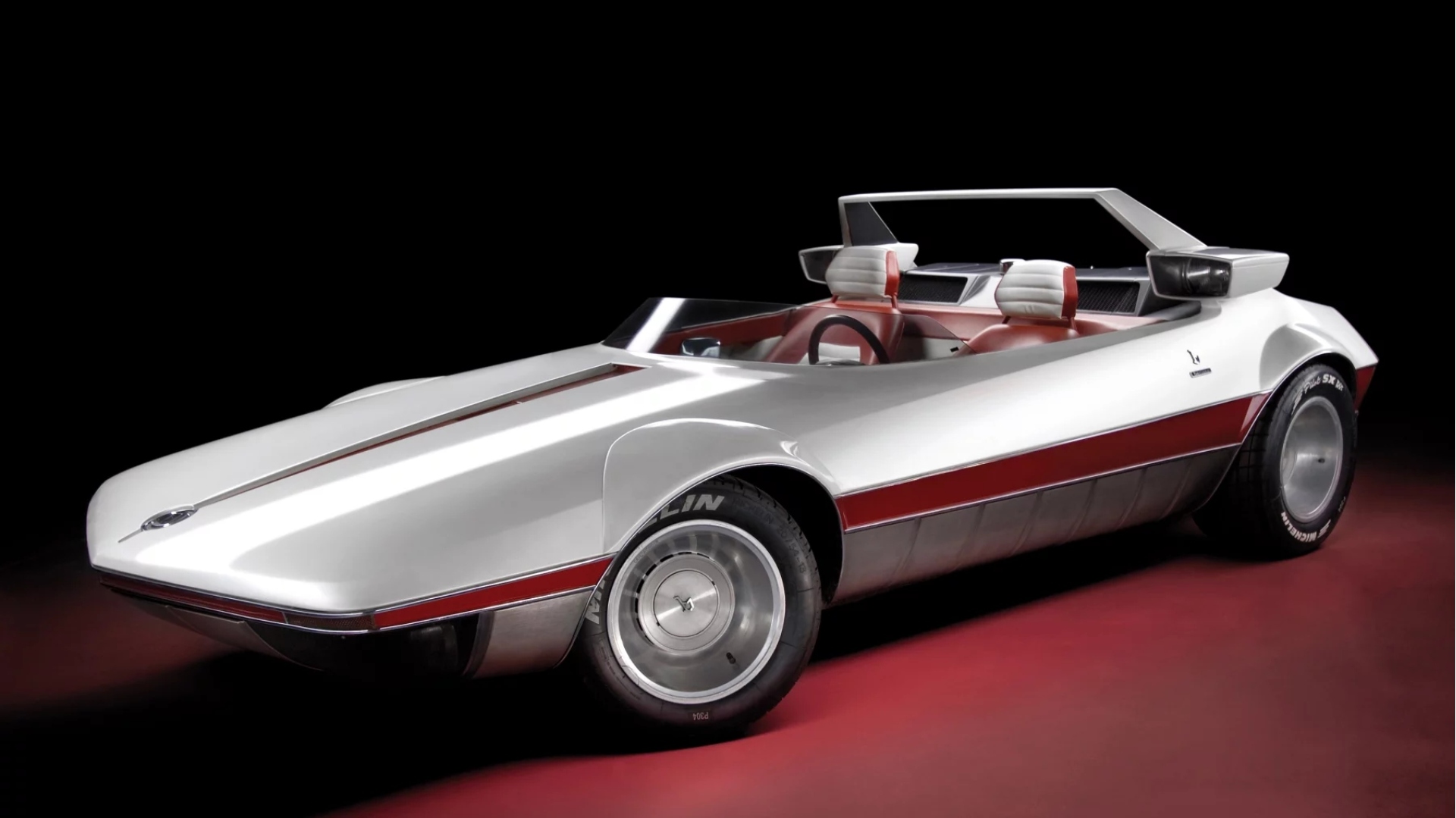 Bertone-Runabout-2024-concept-car-9