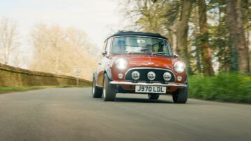 David_Brown_Automotive_delivers_first_customer_Mini_eMastered_to_Simon_Cowell David_Brown_Automotive_delivers_first_customer_Mini_eMastered_to_Simon_Cowell