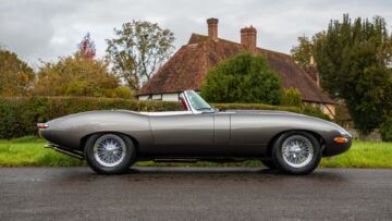 Jaguar-E-Type-UK-restomod-1961-2024-5