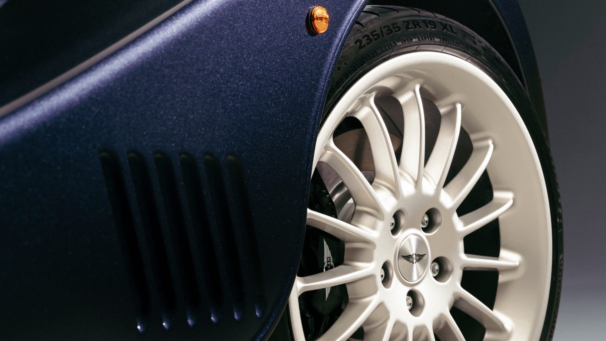 Morgan-Plus-Six-Pinnacle-08-scaled