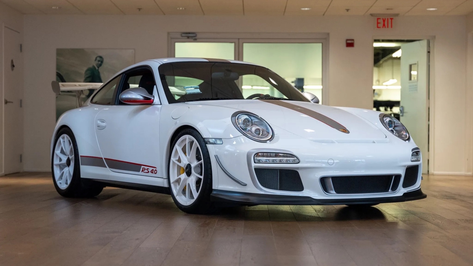 porsche-911-gt3-rs-4.0-bring-a-trailer-1