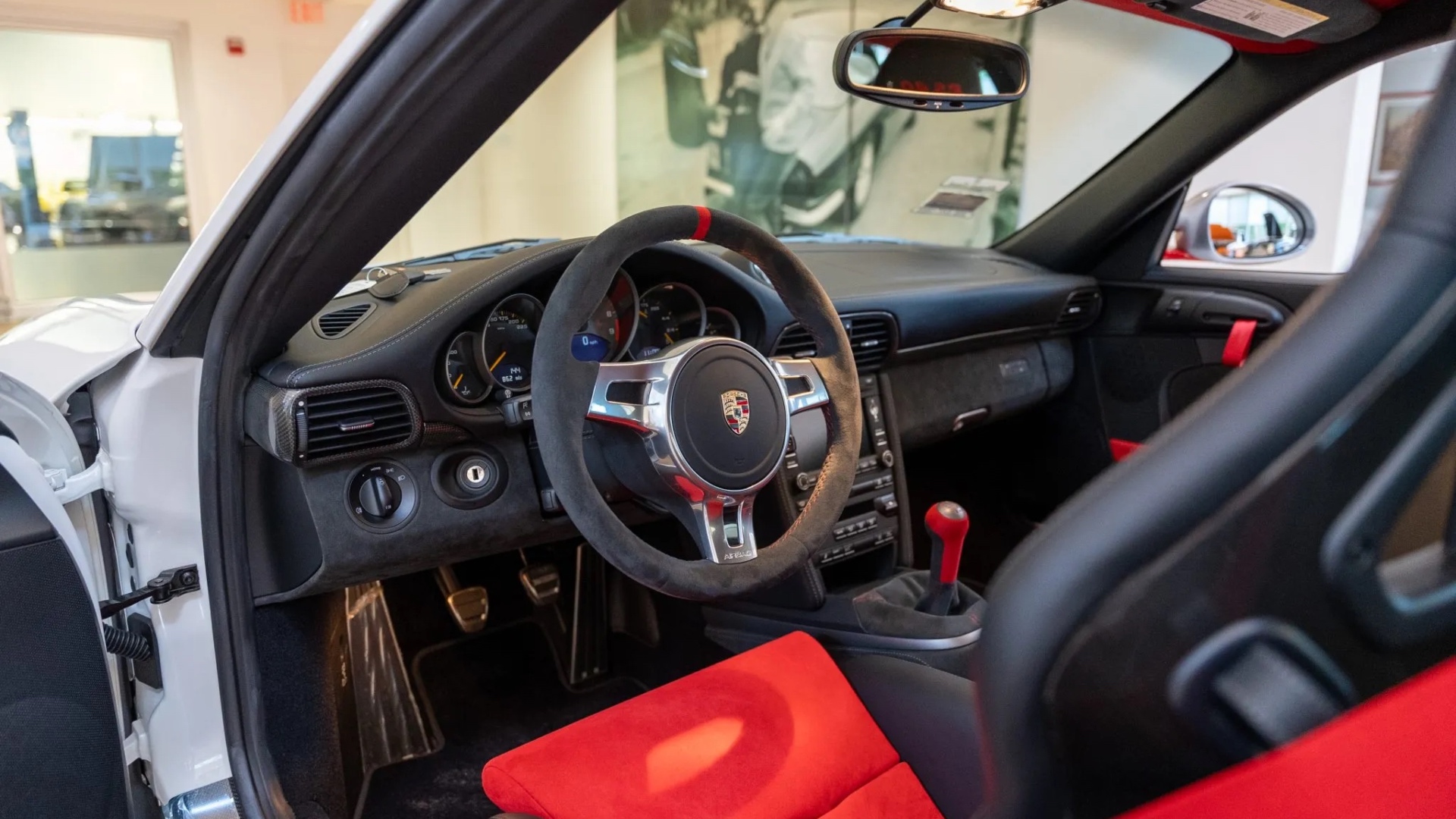 porsche-911-gt3-rs-4.0-bring-a-trailer-15