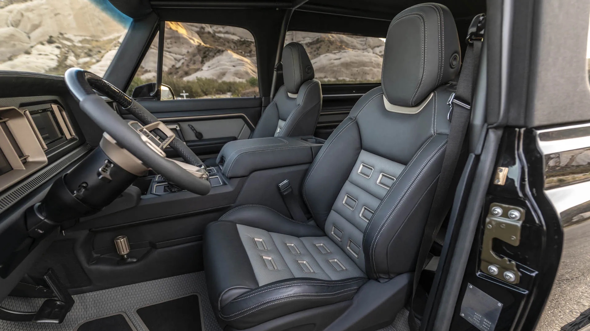 ringbrothers-tuka-1972-chevy-k5-blaze - photo-via-drew-phillips_100948066_h