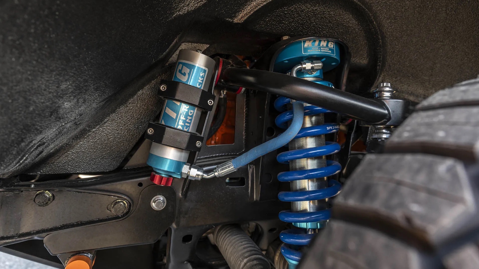 ringbrothers-tuka-1972-chevy-k5-blaze - photo-via-drew-phillips_100948078_h