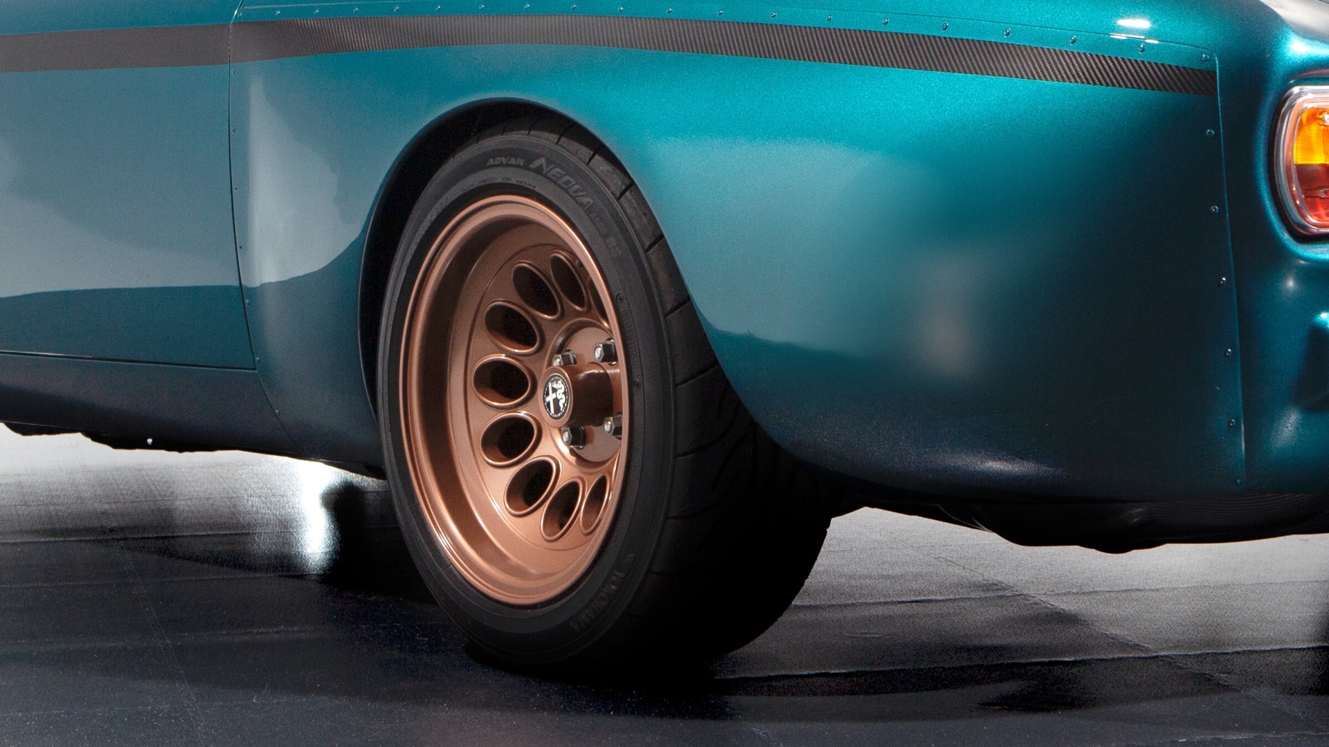 Alfa-Romeo-Alfaholics-restomod-14