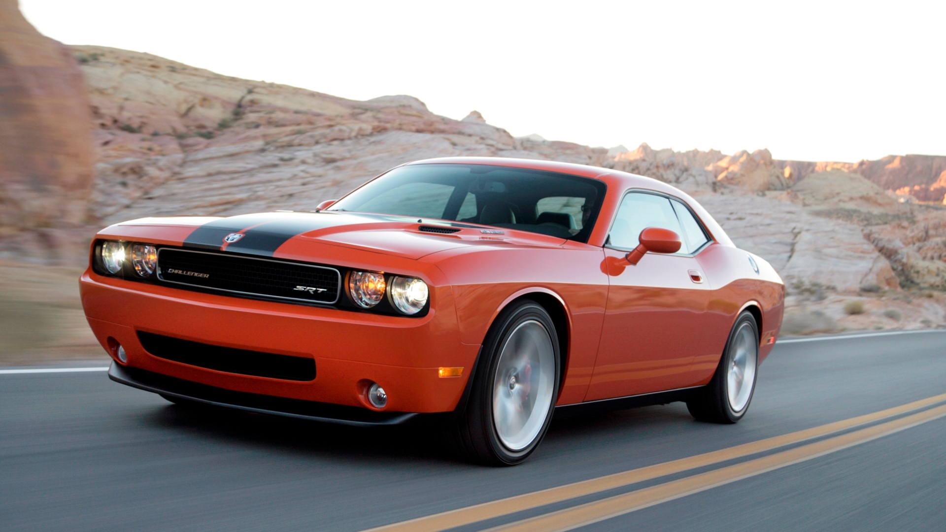 Front 3/4 view, 2008 Dodge Challenger SRT8, HEMI Orange