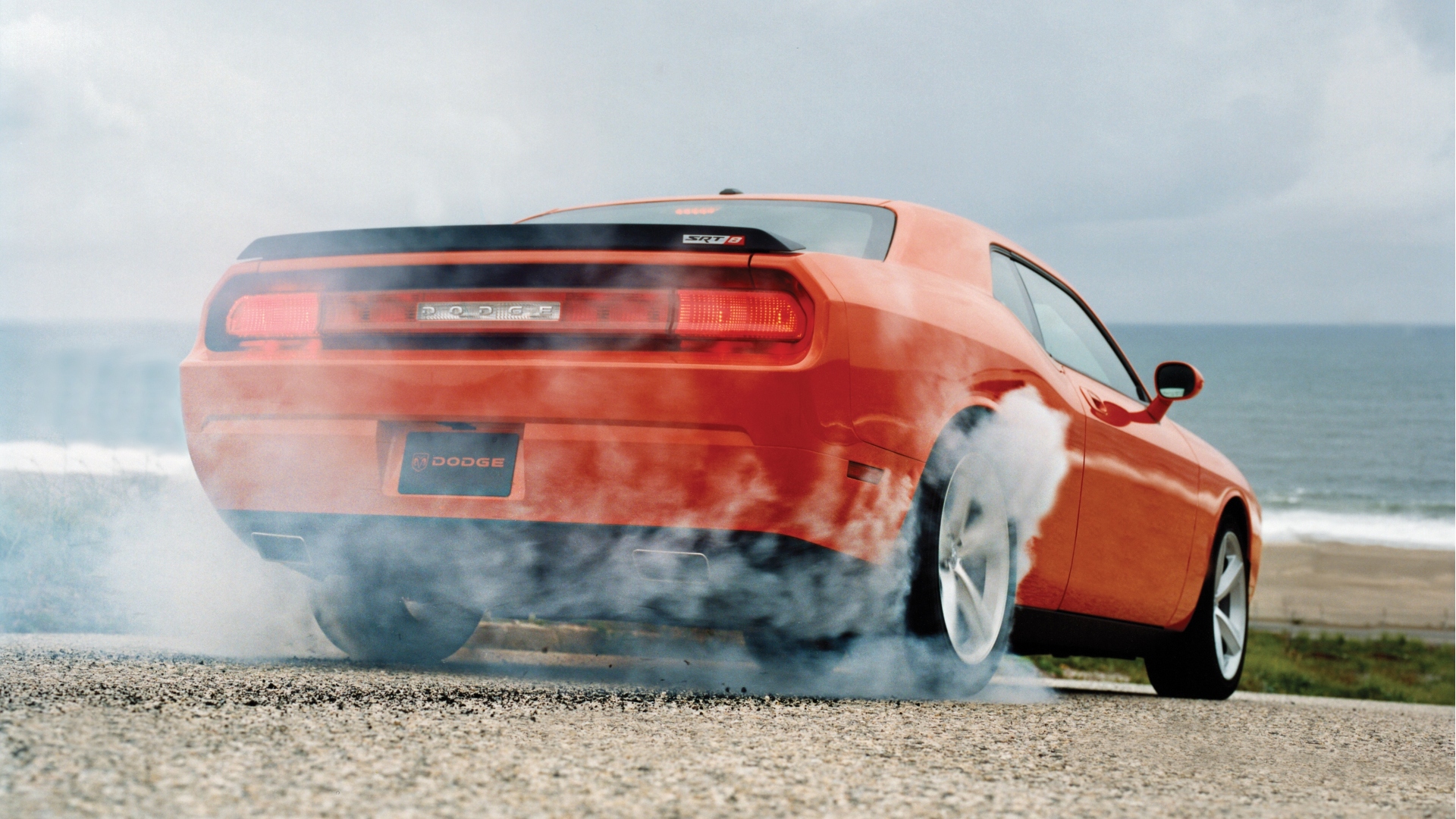 Dodge-Challenger-2008-4