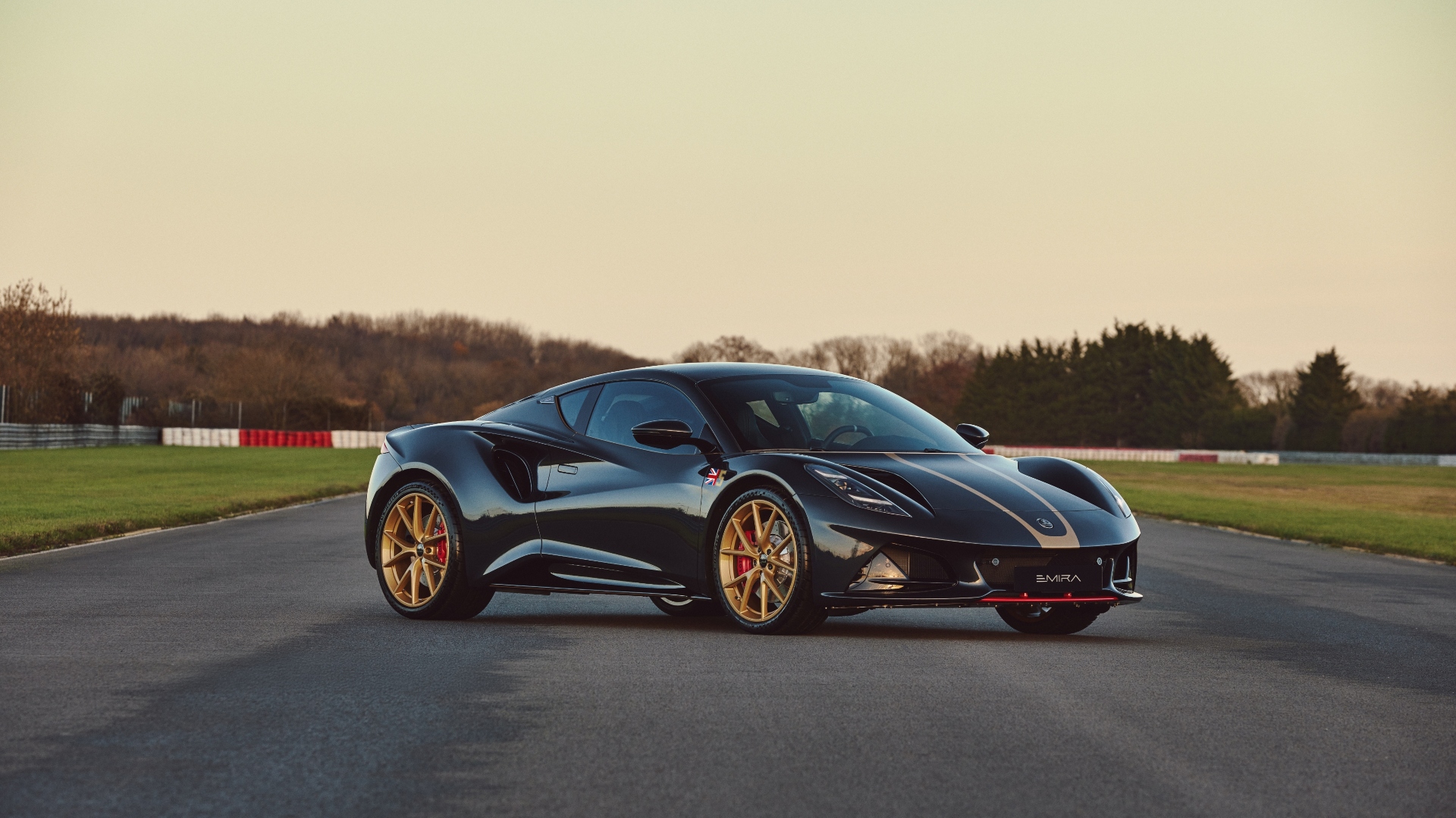 Lotus_Emira_Limited_Inspired_By_Type_78_Front Lotus_Emira_Limited_Inspired_By_Type_78_Front