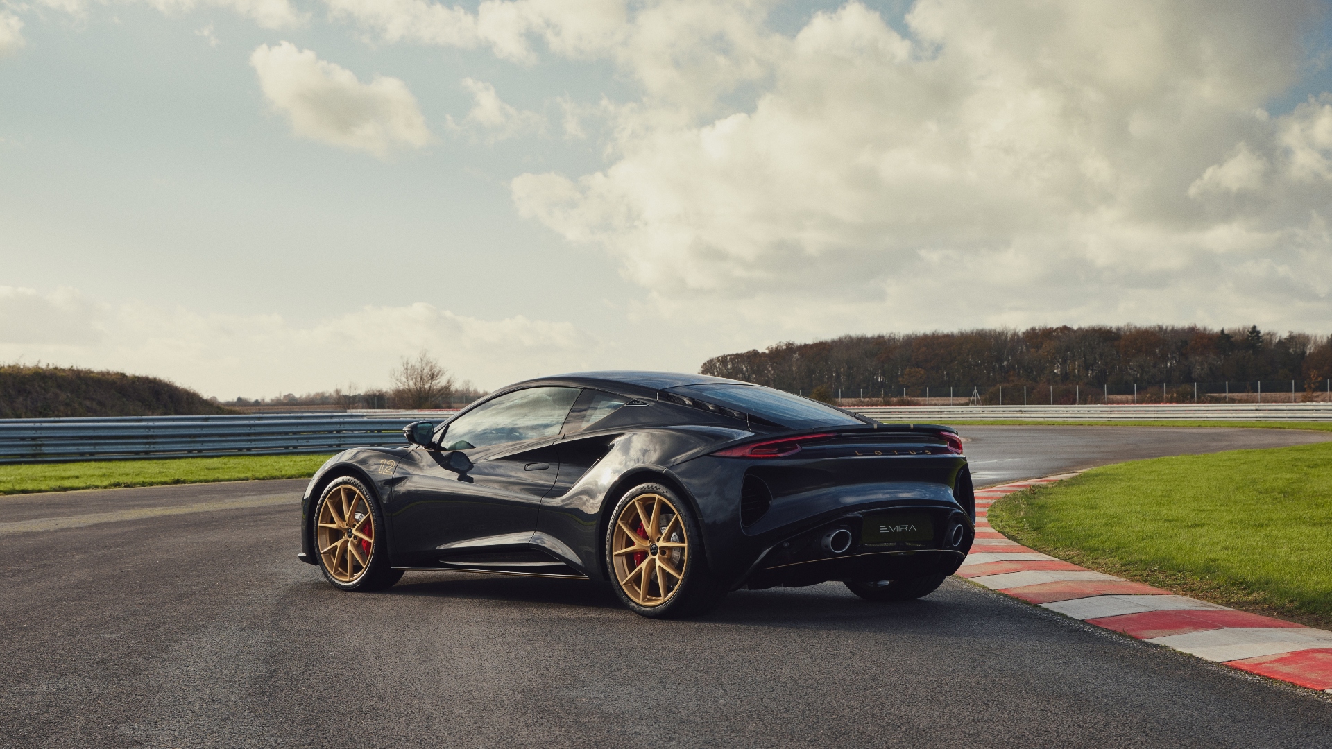 Lotus_Emira_Limited_Inspired_By_Type_97T_Rear Lotus_Emira_Limited_Inspired_By_Type_97T_Rear