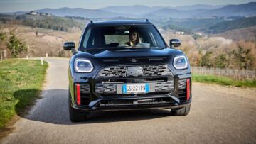 Mini-Countryman-JCW-test-prova-veloce-2025-11 Mini-Countryman-JCW-test-prova-veloce-2025-11