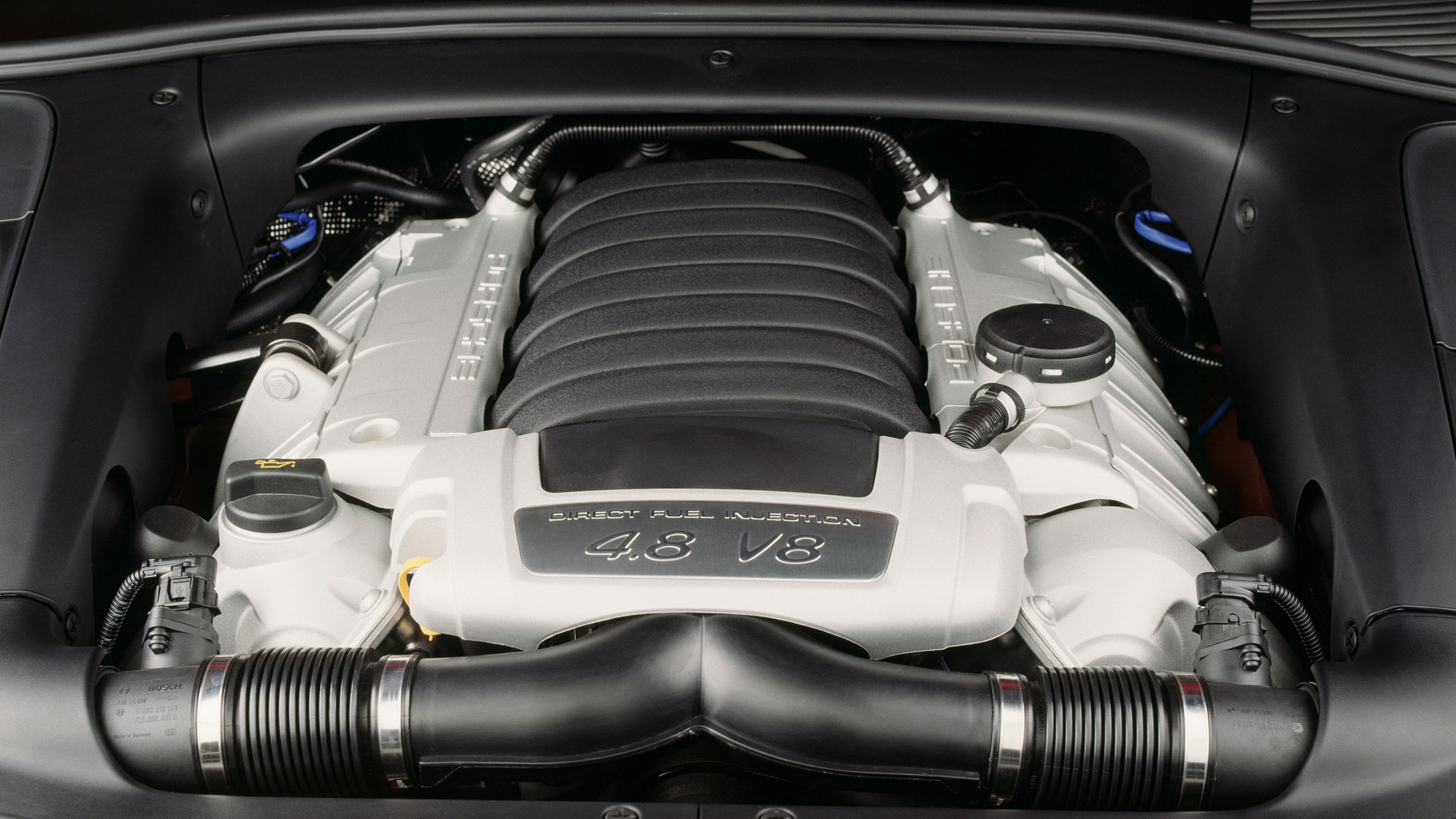 Porsche-GTS-22 Porsche-GTS-22