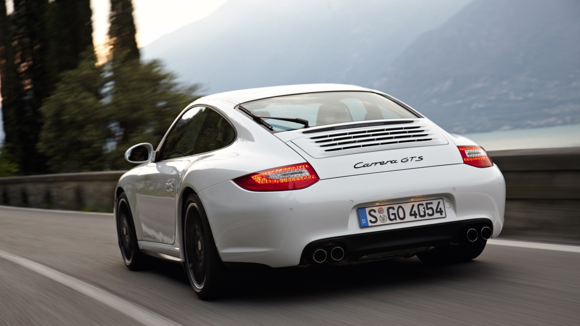 Porsche-GTS-5 Porsche-GTS-5