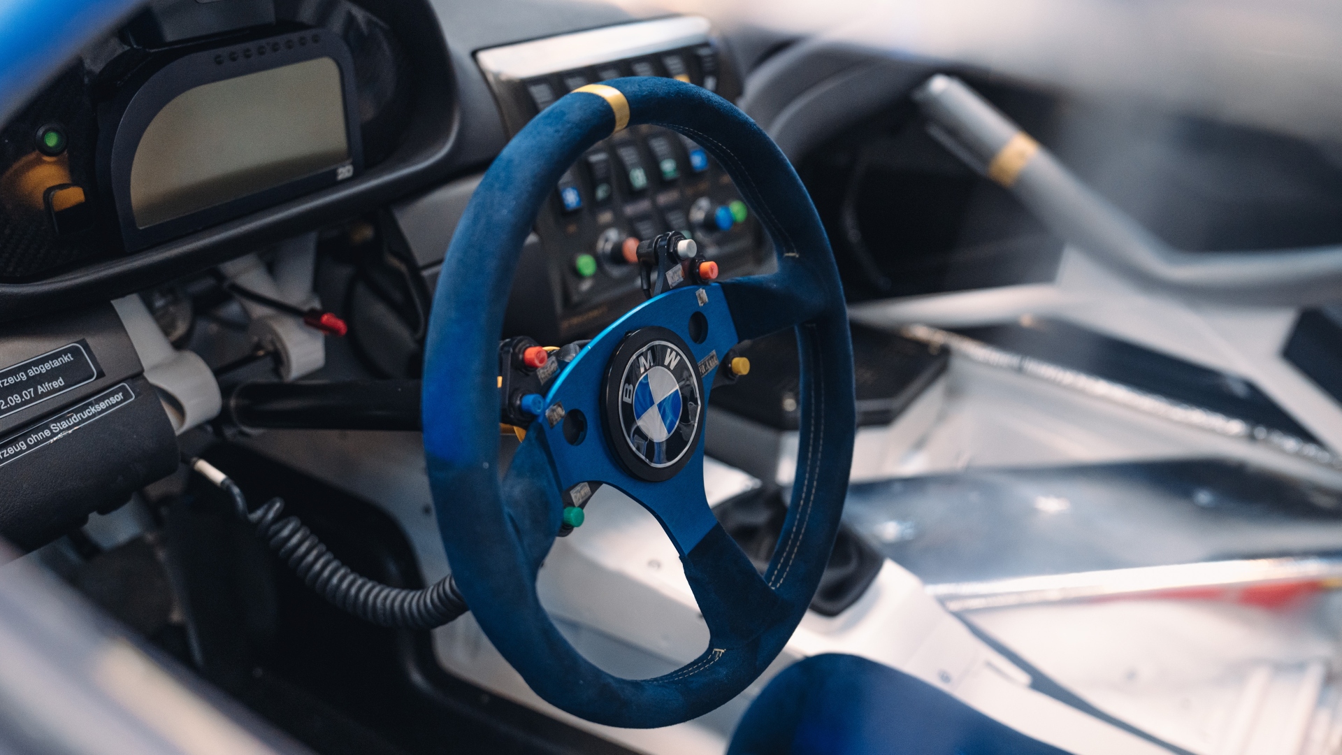 bmw-m3-gtr-need-for-speed-most-wanted-11