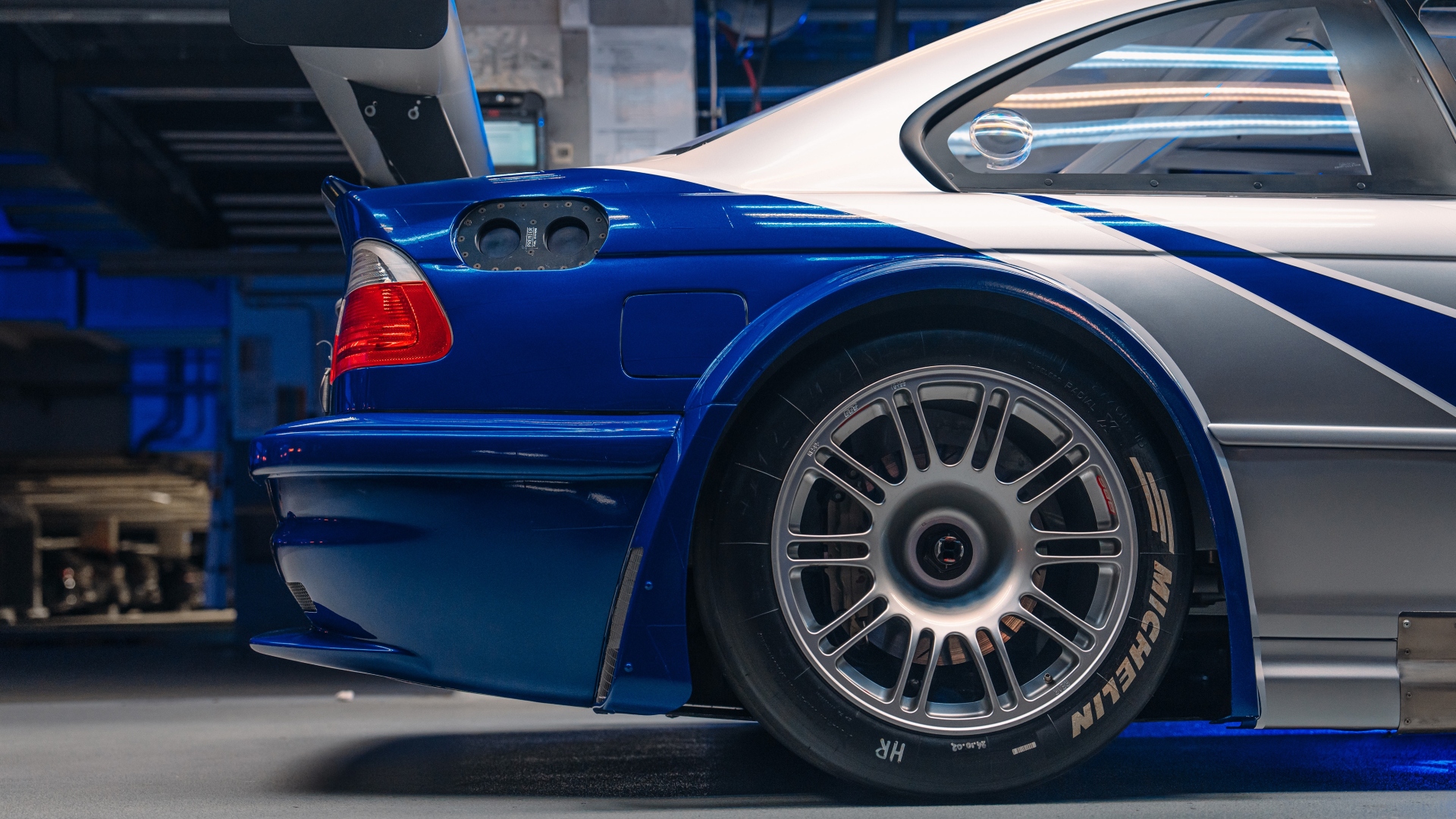 bmw-m3-gtr-need-for-speed-most-wanted-13