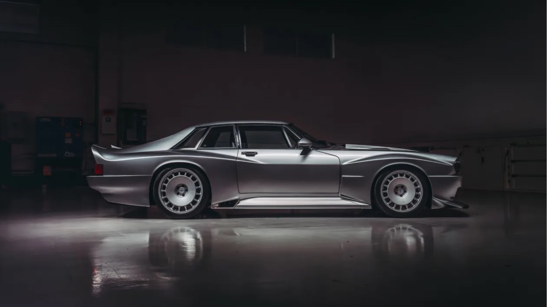 twr-xjs-supercat-restomod-2 twr-xjs-supercat-restomod-2