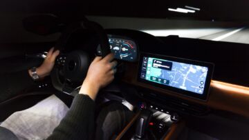 Lotus-Emira-2.0-4-cilindri-prova-test-drive-veloce-tommaso-ferrari-8 Lotus-Emira-2.0-4-cilindri-prova-test-drive-veloce-tommaso-ferrari-8