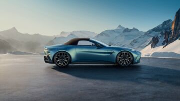 aston-martin-vantage-roadster-2025-10 aston-martin-vantage-roadster-2025-10
