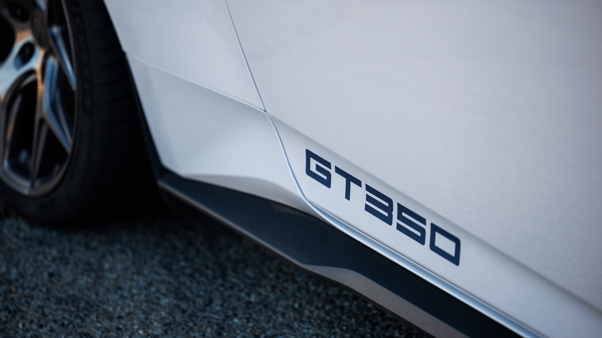 ford-mustang-shelby-gt350-2025-9