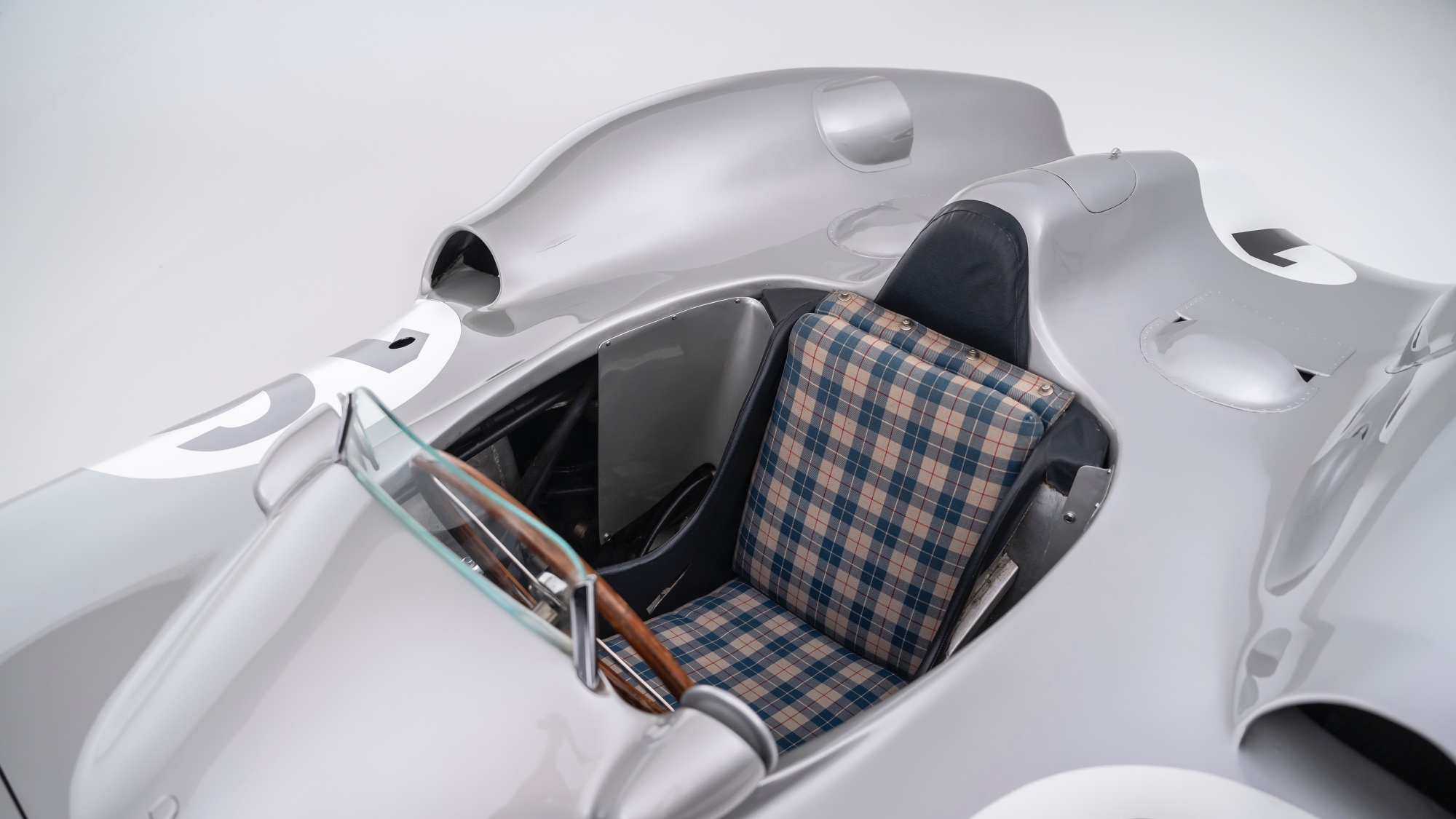 1954-Mercedes-Benz-W-196-R-Stromlinienwagen_1293489