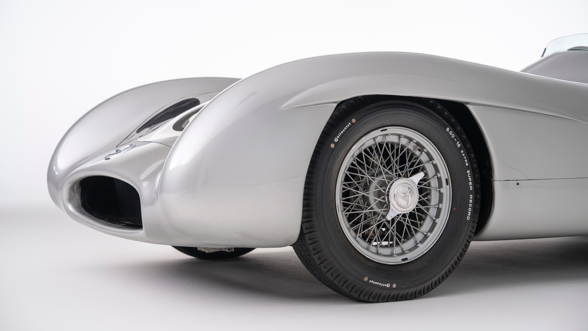 1954-Mercedes-Benz-W-196-R-Stromlinienwagen_1293498