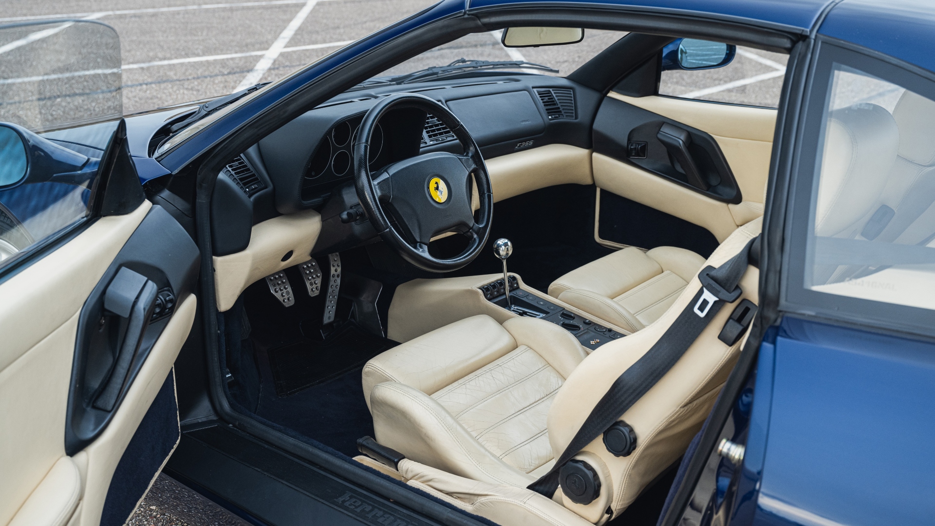 1996-Ferrari-F355-GTS_ex_Michael_Schumacher-3