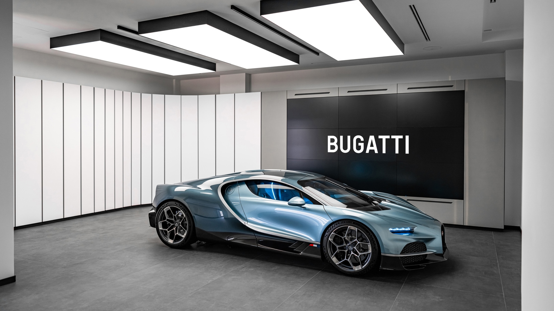 Bugatti-showroom-baku-2025-4