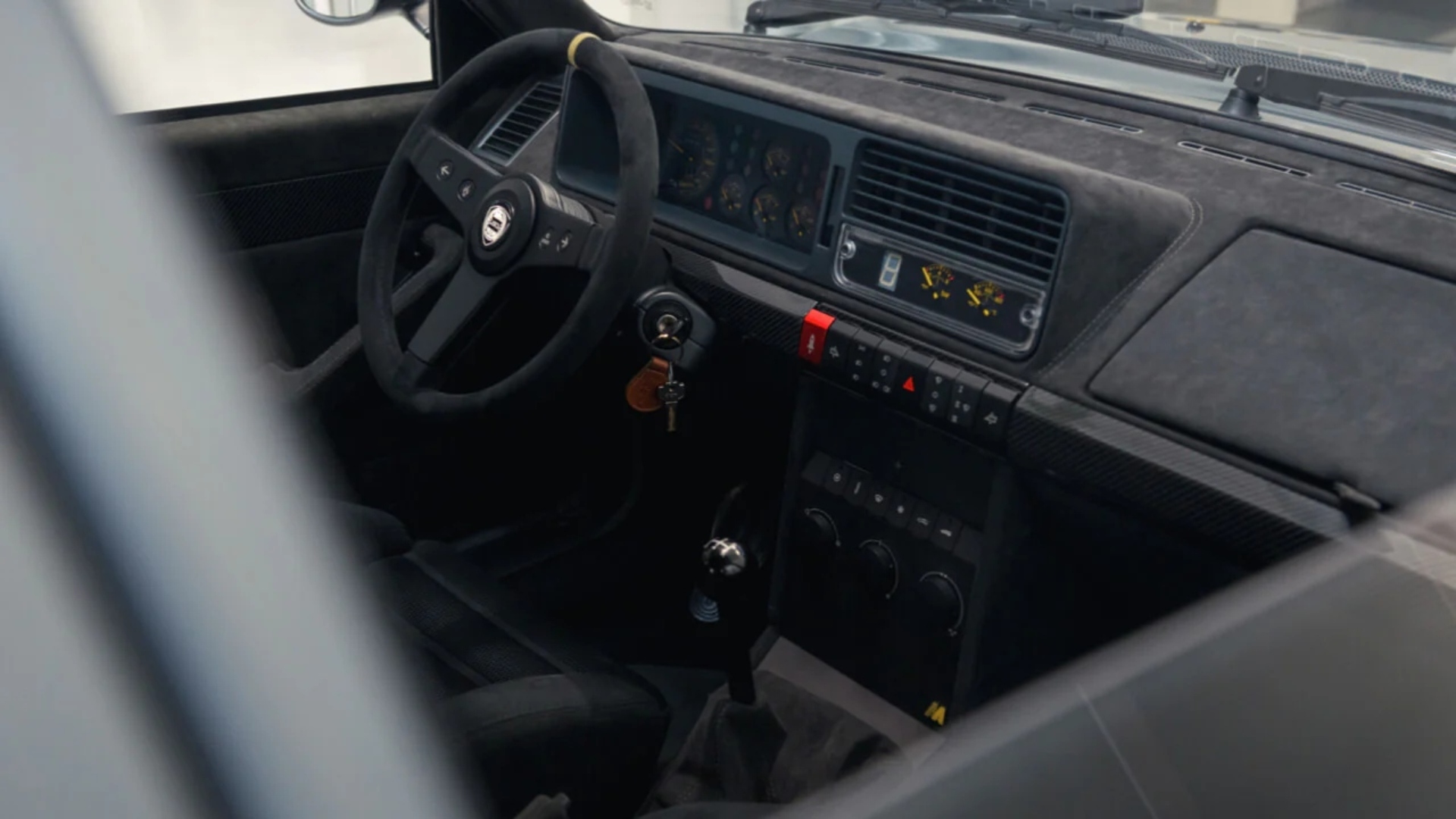 Lancia-Delta-Futurista-Automobili-Amos-4