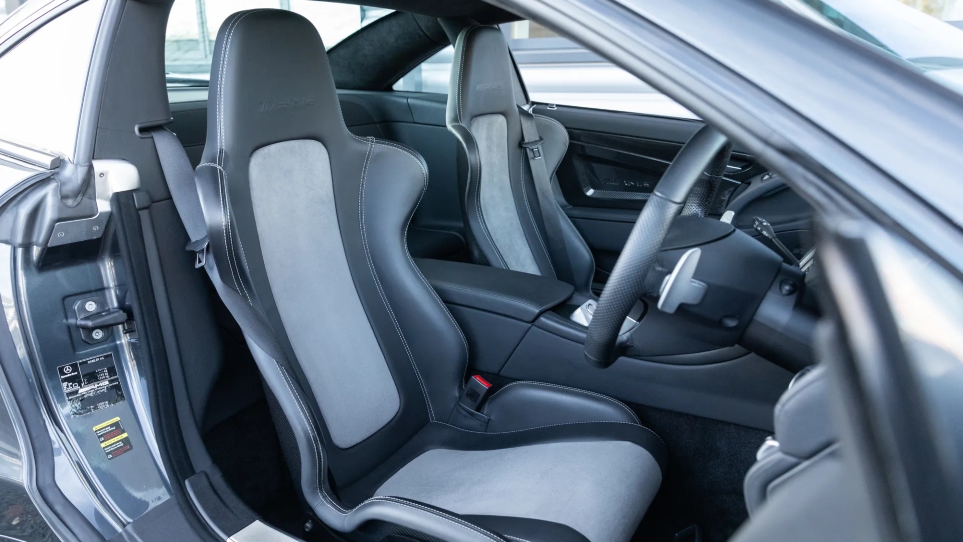 Mercedes-SL-65-AMG-Black-Series-in-vendita-2025-15 Mercedes-SL-65-AMG-Black-Series-in-vendita-2025-15