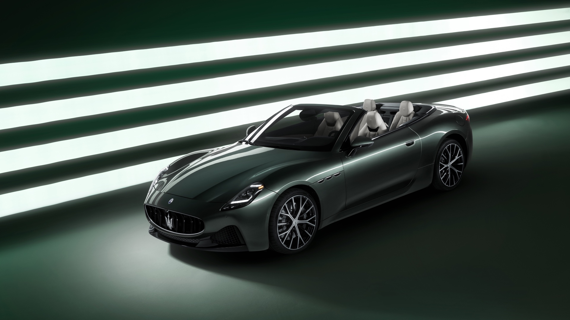 Original-25889-05-maserati-grancabrio-490-cv