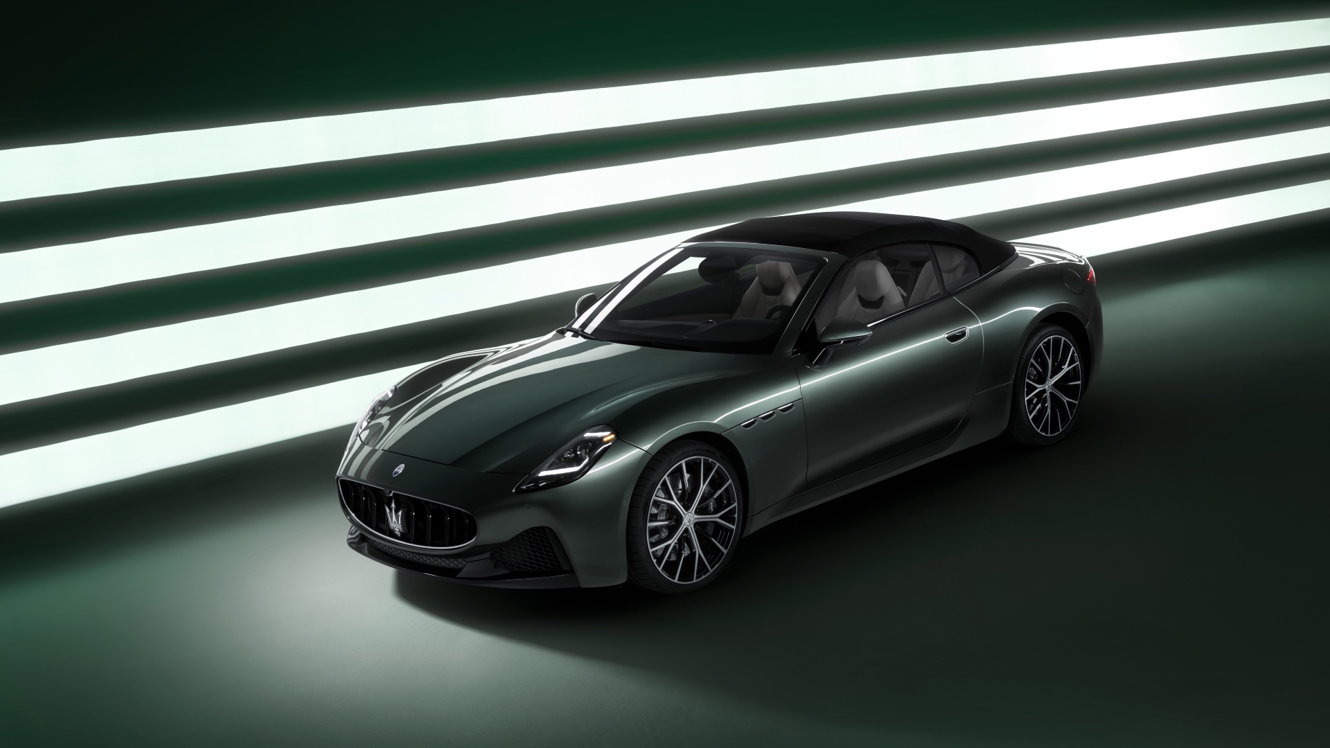 Original-25890-04-maserati-grancabrio-490-cv